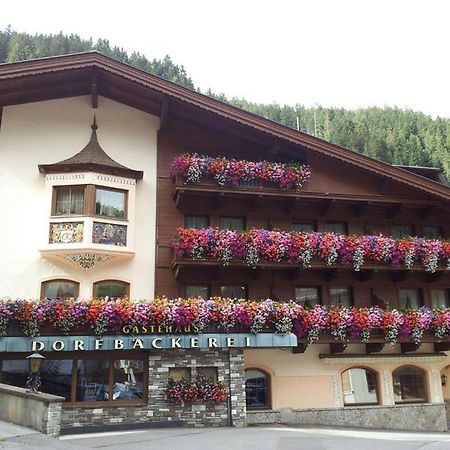 Gaestehaus Dorfbaeckerei Tux Esterno foto